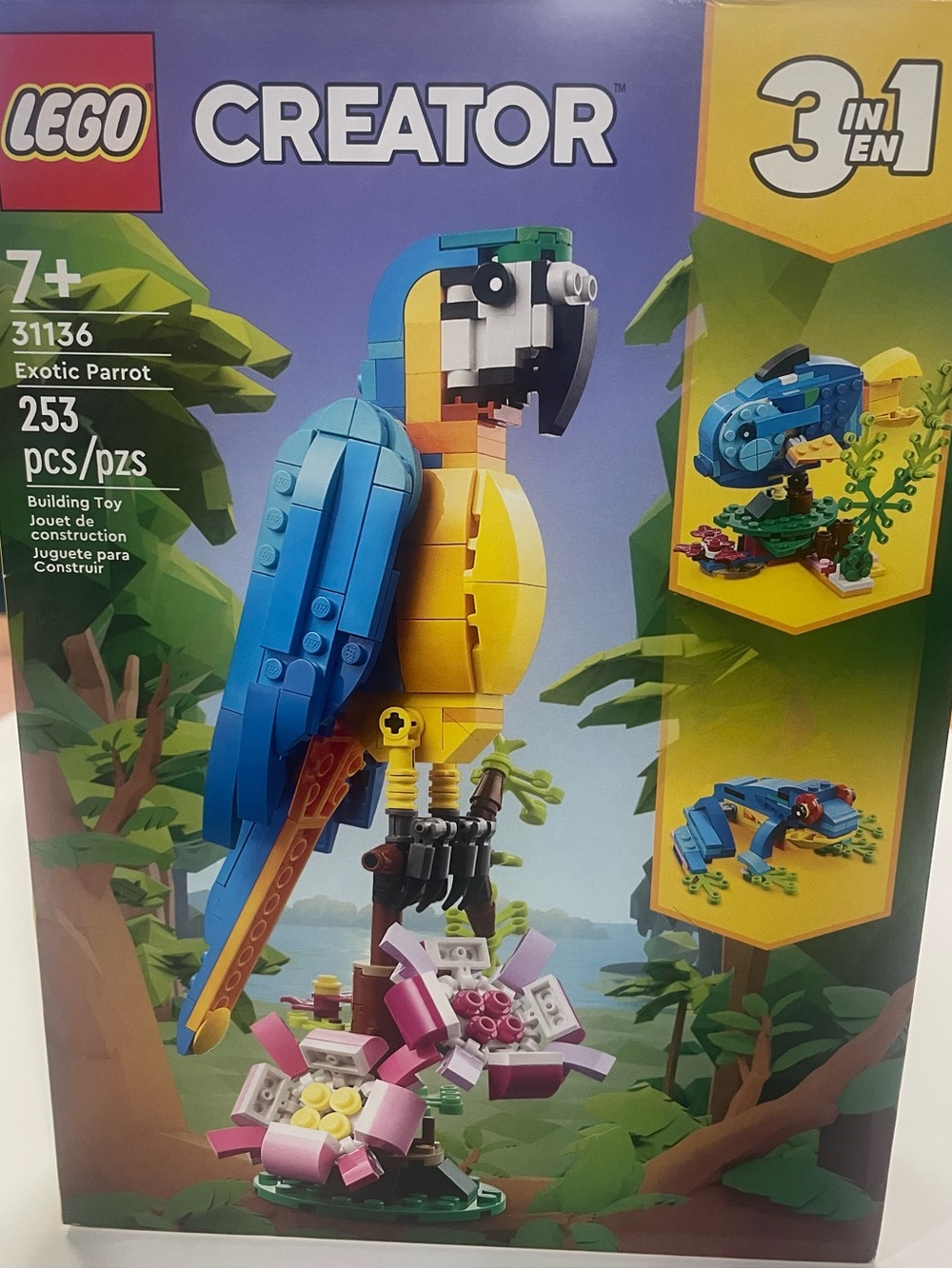 LEGO Creator 31136 Exotic Parrot 3-in-1 253pc NEW SEALED